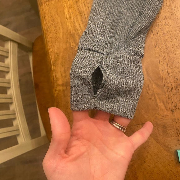 Women’s University of Michigan Quarter Zip jacket - size small - Picture 3 of 10